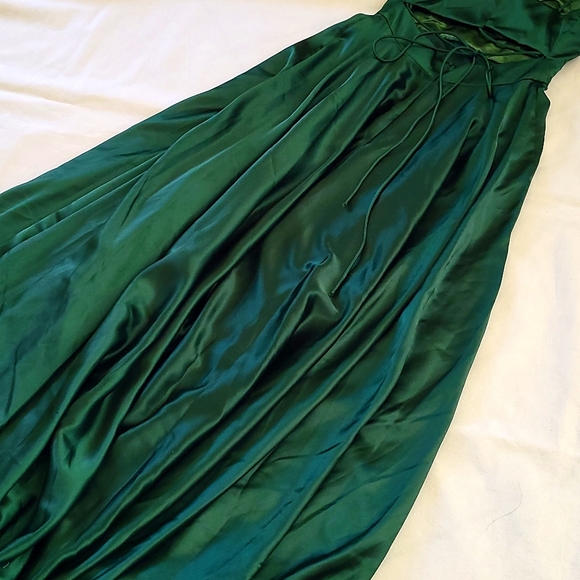 Leena For Mac Duggal Strappy Back Satin Gown. $338 - Picture 13 of 15
